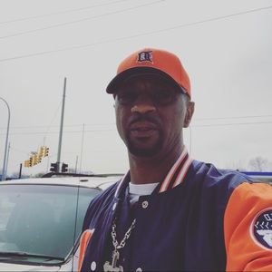 Meet your Posher, Norman